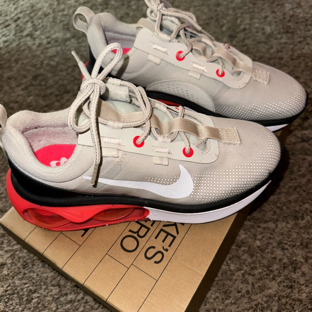 Nike  Sneakers - White and Red